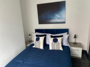 3 BR Home Just Steps from Goodison Park & Anfield